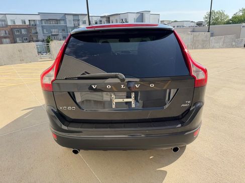 Used 2010 Volvo XC60 T6 AWD/4WD image 4