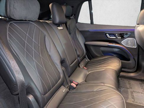 Certified 2023 Mercedes-Benz EQS 580 4MATIC SUV image 20