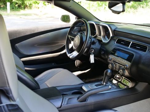 Used 2011 Chevrolet Camaro SS w/ RS Package RWD image 33