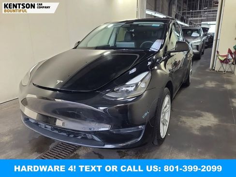 Used 2023 Tesla Model Y Long Range AWD/4WD image 1