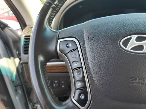 Used 2010 Hyundai Santa Fe Limited AWD/4WD image 13