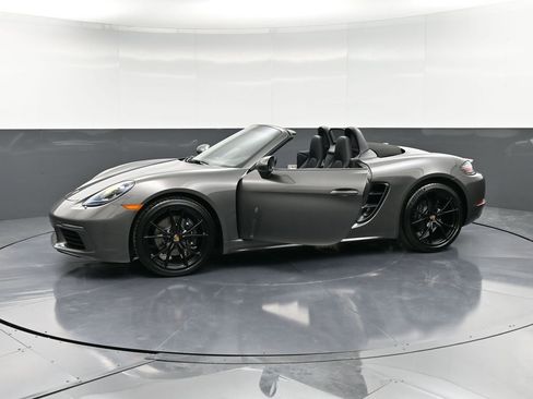 New 2025 Porsche 718 Boxster RWD image 36