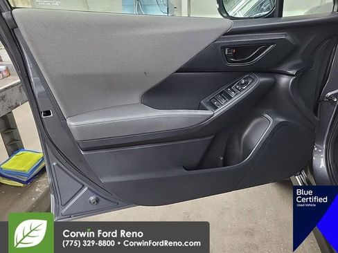 Used 2024 Subaru Crosstrek 2.0i Premium image 12