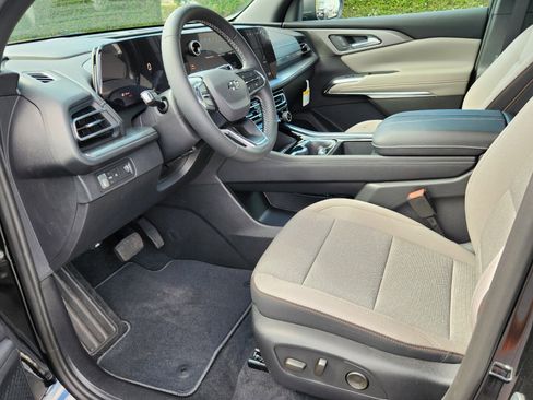 New 2026 Chevrolet Traverse LT w/ Midnight/Sport Edition image 5