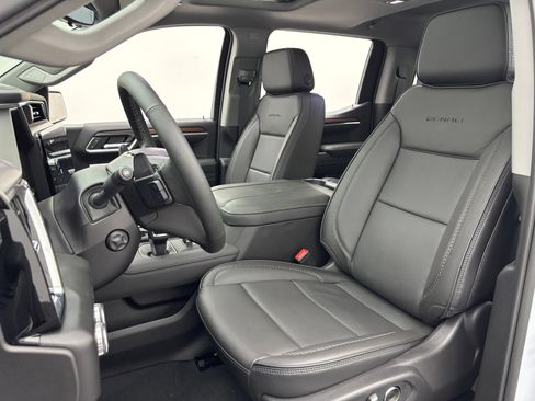 New 2026 GMC Sierra 1500 Denali w/ Denali Reserve Package AWD/4WD image 19