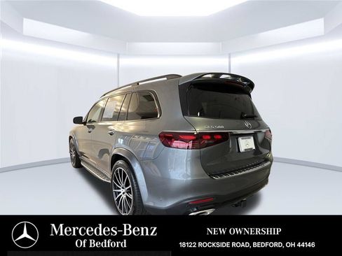 Used 2026 Mercedes-Benz GLS 580 4MATIC image 3