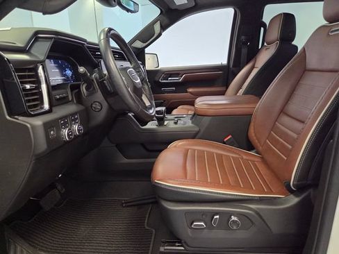 Used 2024 GMC Sierra 1500 Denali Ultimate AWD/4WD image 13