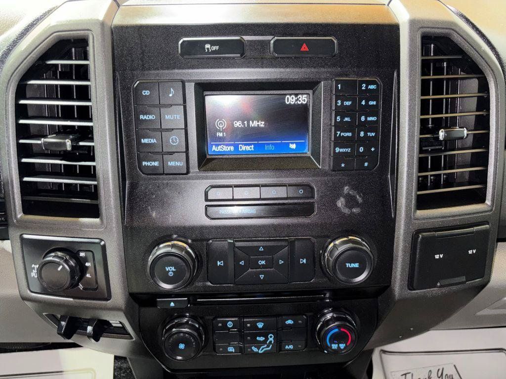 Used 2017 Ford F250 XL w/ Power Equipment Group AWD/4WD image 19