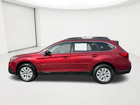 Used 2018 Subaru Outback 2.5i Premium AWD/4WD image 8