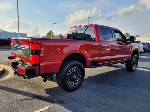 Used 2024 Ford F250 Platinum image 11