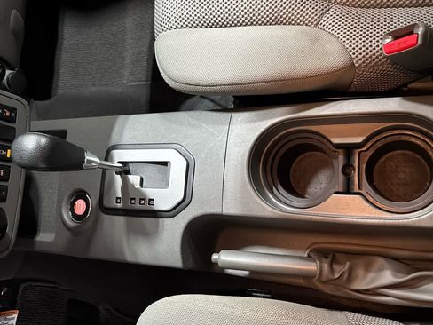 Used 2020 Nissan Frontier SV image 17