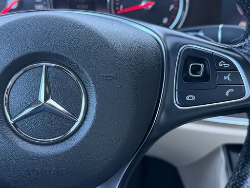 Used 2018 Mercedes-Benz E 300 image 23