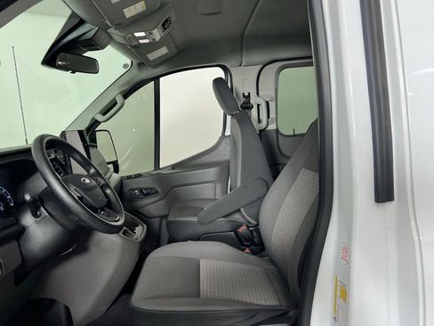 Used 2024 Ford Transit 350 XLT image 24