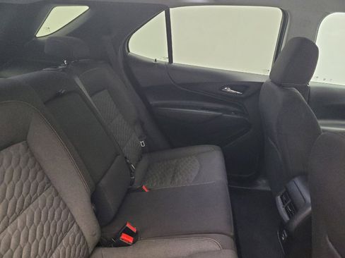 Used 2020 Chevrolet Equinox LT w/ Driver Convenience Package image 19