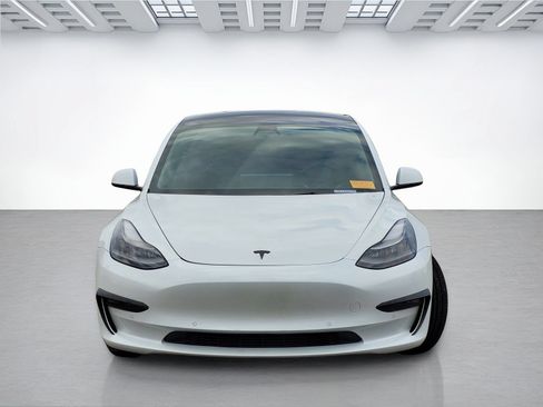 Used 2022 Tesla Model 3 Long Range AWD/4WD image 2