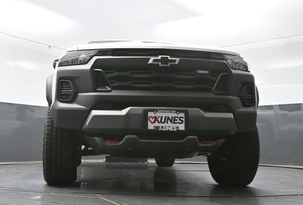 New 2026 Chevrolet Colorado Trail Boss AWD/4WD image 40