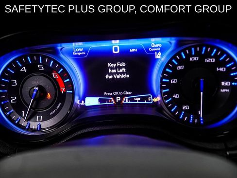 Used 2023 Chrysler 300 S w/ Comfort Group RWD image 34