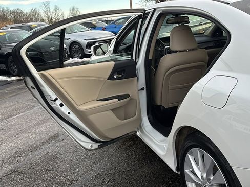 Used 2014 Honda Accord EX-L image 28