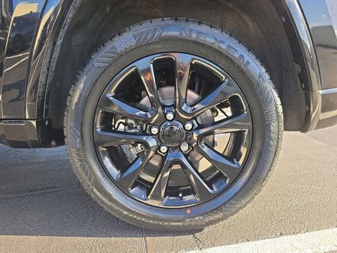 Used 2020 Jeep Grand Cherokee Altitude image 37