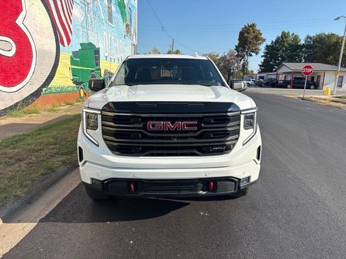 Used 2025 GMC Sierra 1500 AT4 AWD/4WD image 9
