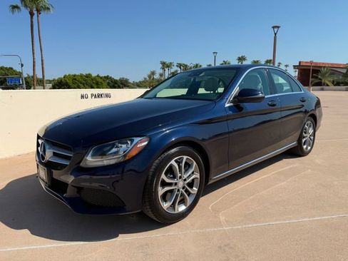 Used 2017 Mercedes-Benz C 300 Sedan image 3