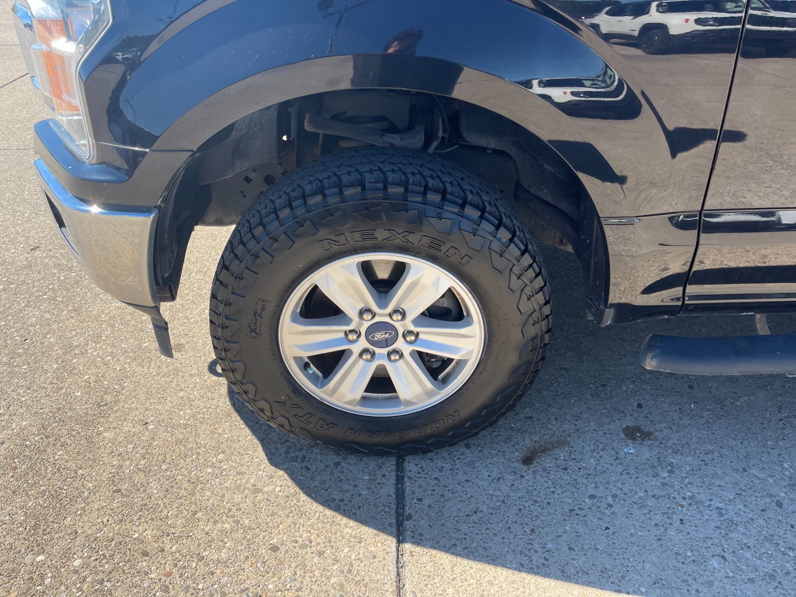Used 2018 Ford F150 XLT w/ Trailer Tow Package AWD/4WD image 31