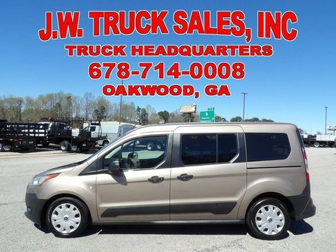 Used 2020 Ford Transit Connect XL image 2