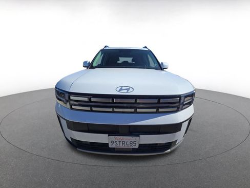 Used 2025 Hyundai Santa Fe SEL image 5