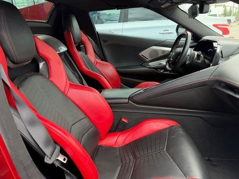 Used 2021 Chevrolet Corvette Stingray Premium Conv w/ Z51 Performance Package image 5