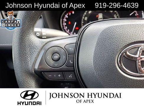 Used 2025 Toyota RAV4 XLE image 18