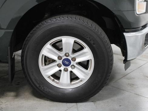 Used 2015 Ford F150 XLT AWD/4WD image 14