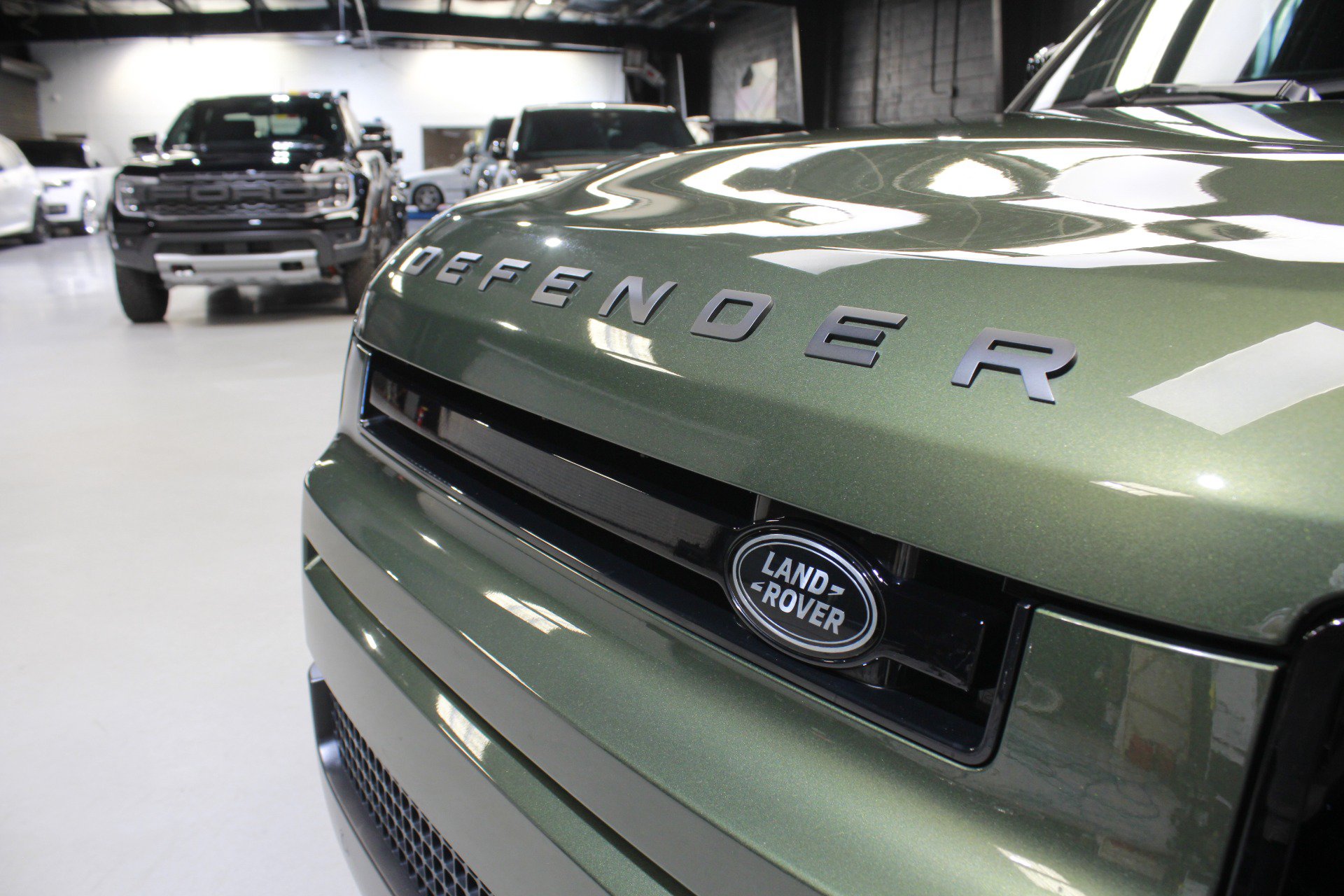 Used 2026 Land Rover Defender 110 X-Dynamic SE AWD/4WD image 6