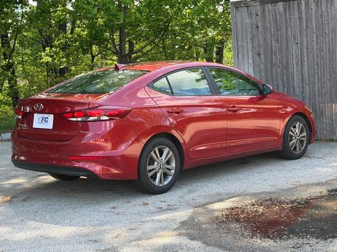 Used 2017 Hyundai Elantra SE FWD image 6