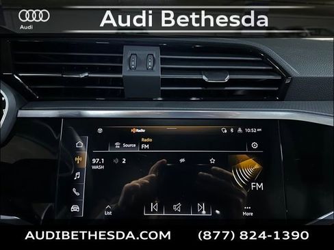 Certified 2025 Audi Q3 2.0T Premium Plus w/ Premium Plus Package image 21