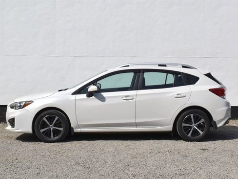 Used 2019 Subaru Impreza 2.0i Premium image 9