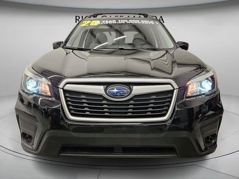Used 2020 Subaru Forester Premium image 6