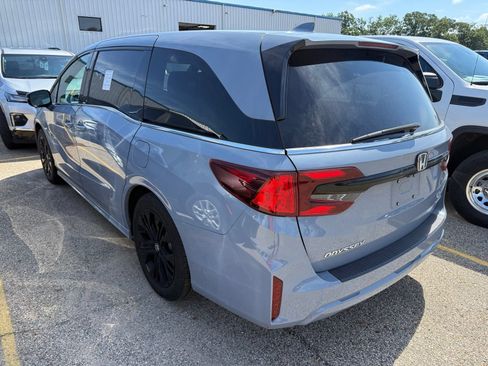Used 2025 Honda Odyssey Sport-L image 4