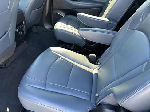 Used 2022 Buick Enclave Essence w/ Experience Buick Package image 11