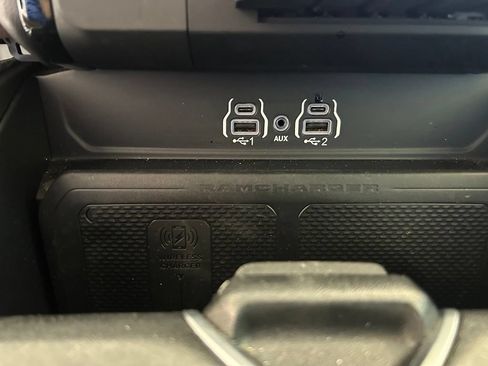 Used 2025 RAM 1500 Laramie AWD/4WD image 52