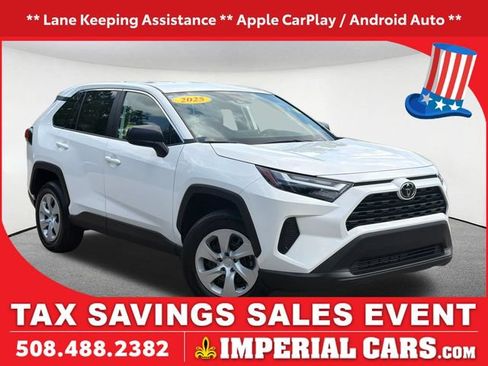 Used 2025 Toyota RAV4 LE AWD/4WD image 1
