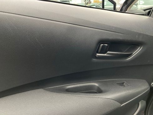 Used 2023 Toyota Corolla LE image 11