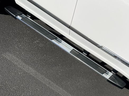 Used 2024 Chevrolet Silverado 2500 High Country image 17