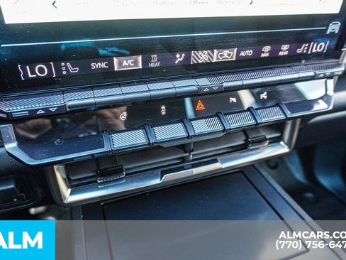 Used 2024 GMC Hummer EV 3X w/ LPO, Sport Package image 43