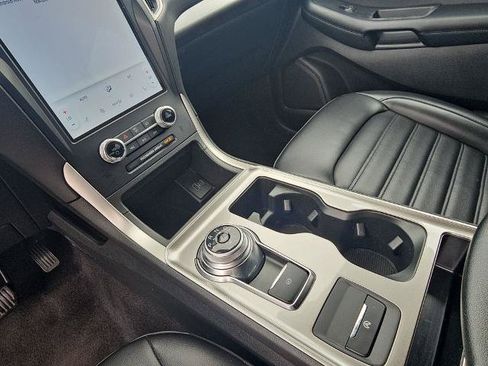 Certified 2024 Ford Edge SEL AWD/4WD image 23