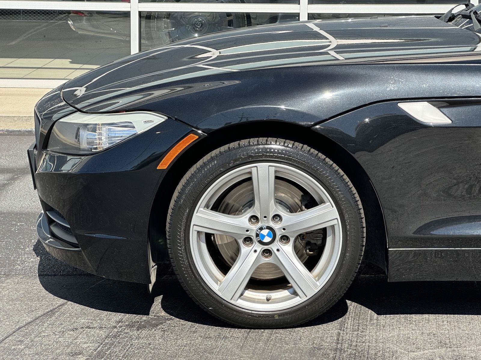 Used 2011 BMW Z4 sDrive30i RWD image 33