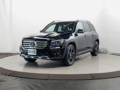 Certified 2026 Mercedes-Benz GLB 250 4MATIC image 3