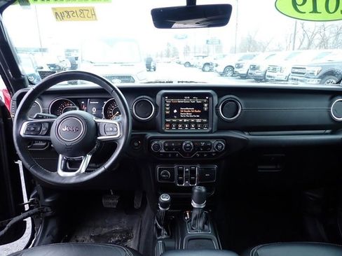 Used 2019 Jeep Wrangler Unlimited Sahara w/ Quick Order Package 24M Moab image 19