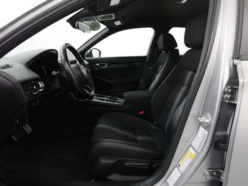Used 2025 Honda Civic Sport image 12
