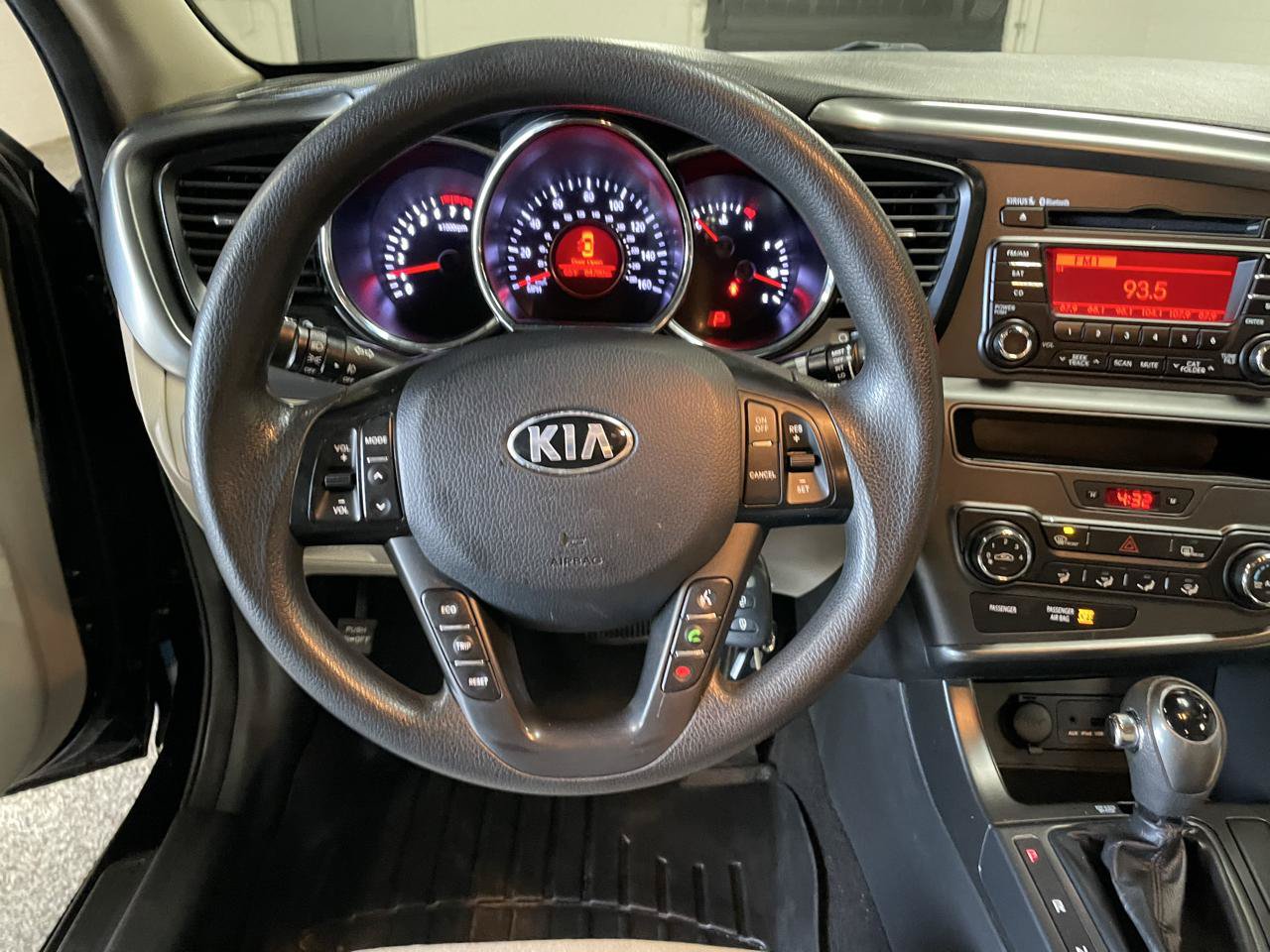 Used 2013 Kia Optima LX FWD image 14