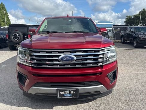 Used 2019 Ford Expedition XLT w/ Equipment Group 202A RWD image 2